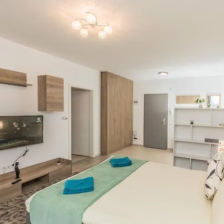 Apartment Lara Luxury B46